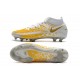 Nike Phantom GT Elite Dynamic Fit FG scarpa da calcio uomo Oro Bianco