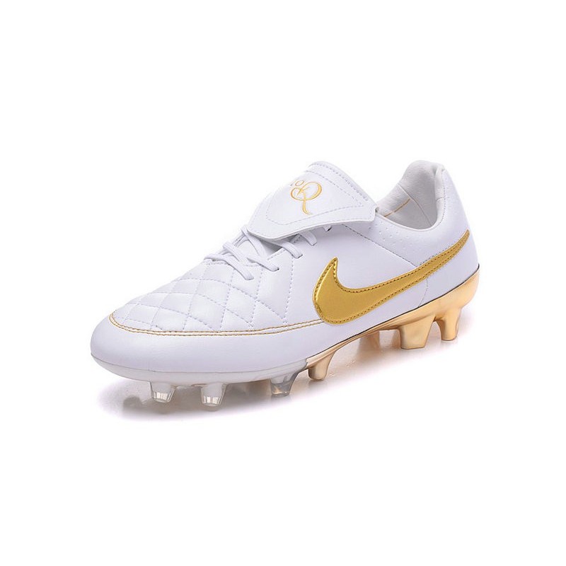 nike tiempo bianche