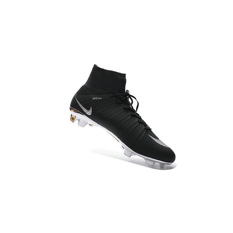 scarpe calcio nike nere