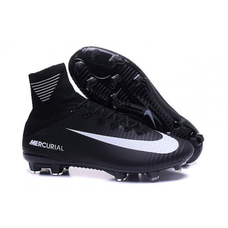 Scarpa da calcio Nike Mercurial Superfly V FG Uomo Nero Bianco