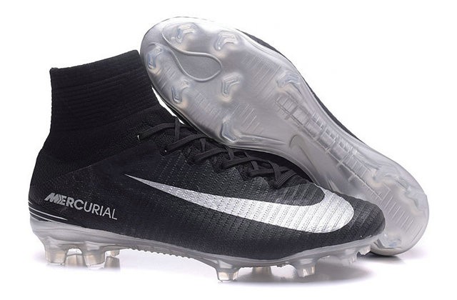 Scarpa da calcio Nike Mercurial Superfly V FG Uomo Argento Nero
