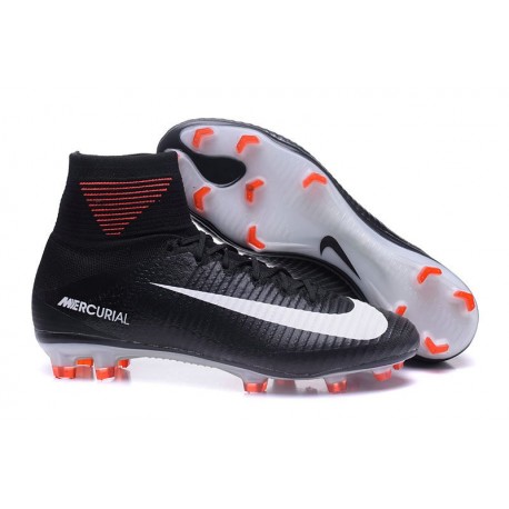 2017 Nuove Scarpe da calcio Nike Mercurial Superfly V FG Nero Bianco Rosso