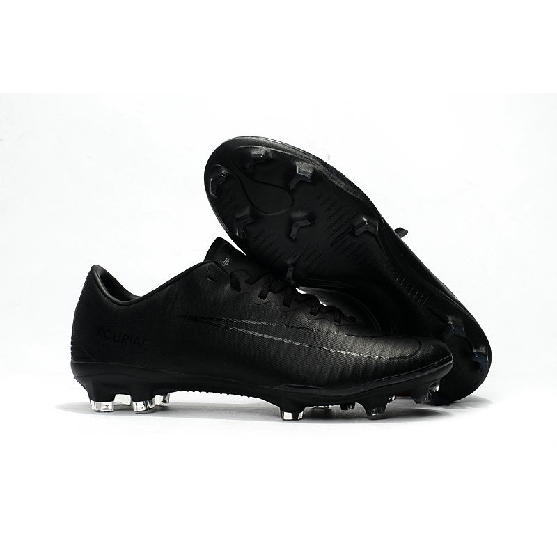 nike calcio pelle