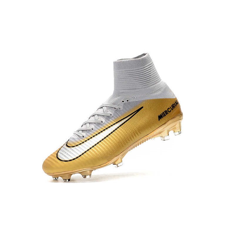 scarpe nike calcio con calzino