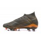 Tacchetti da Calcio Adidas Predator 18.1 FG