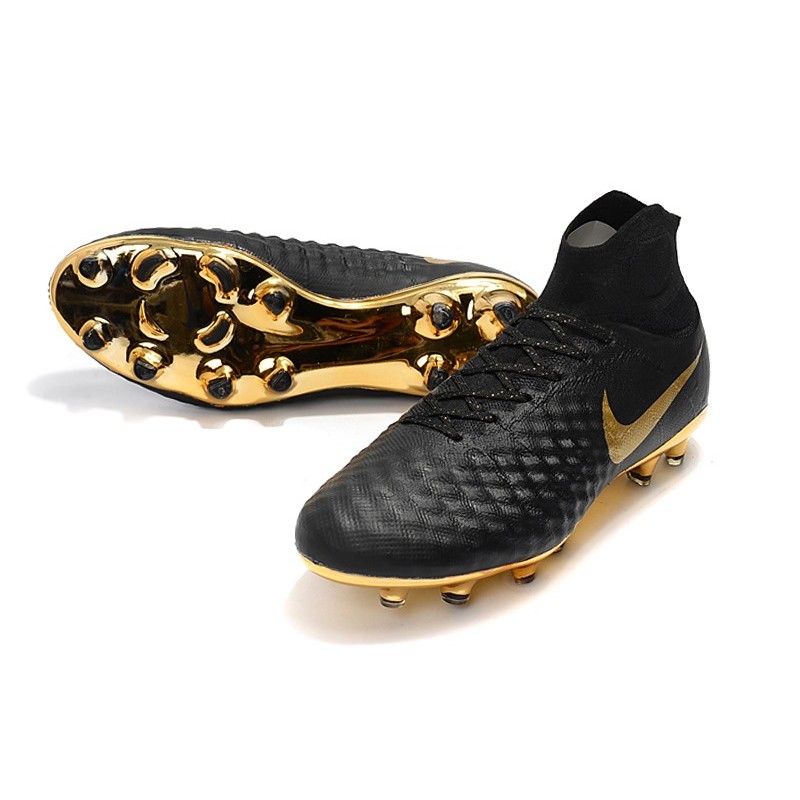 Nike calcio 2018 magista hotsell